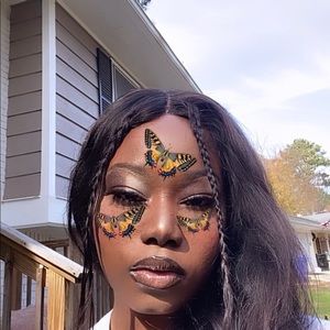 Meet your Posher, Jamariya